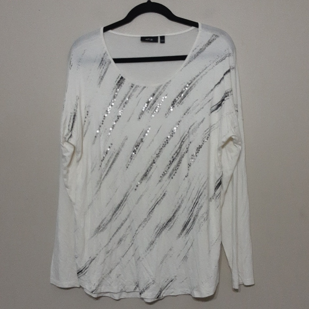 Apt 9 women top blouse L soft stretchy casual sequins withe office Vacation